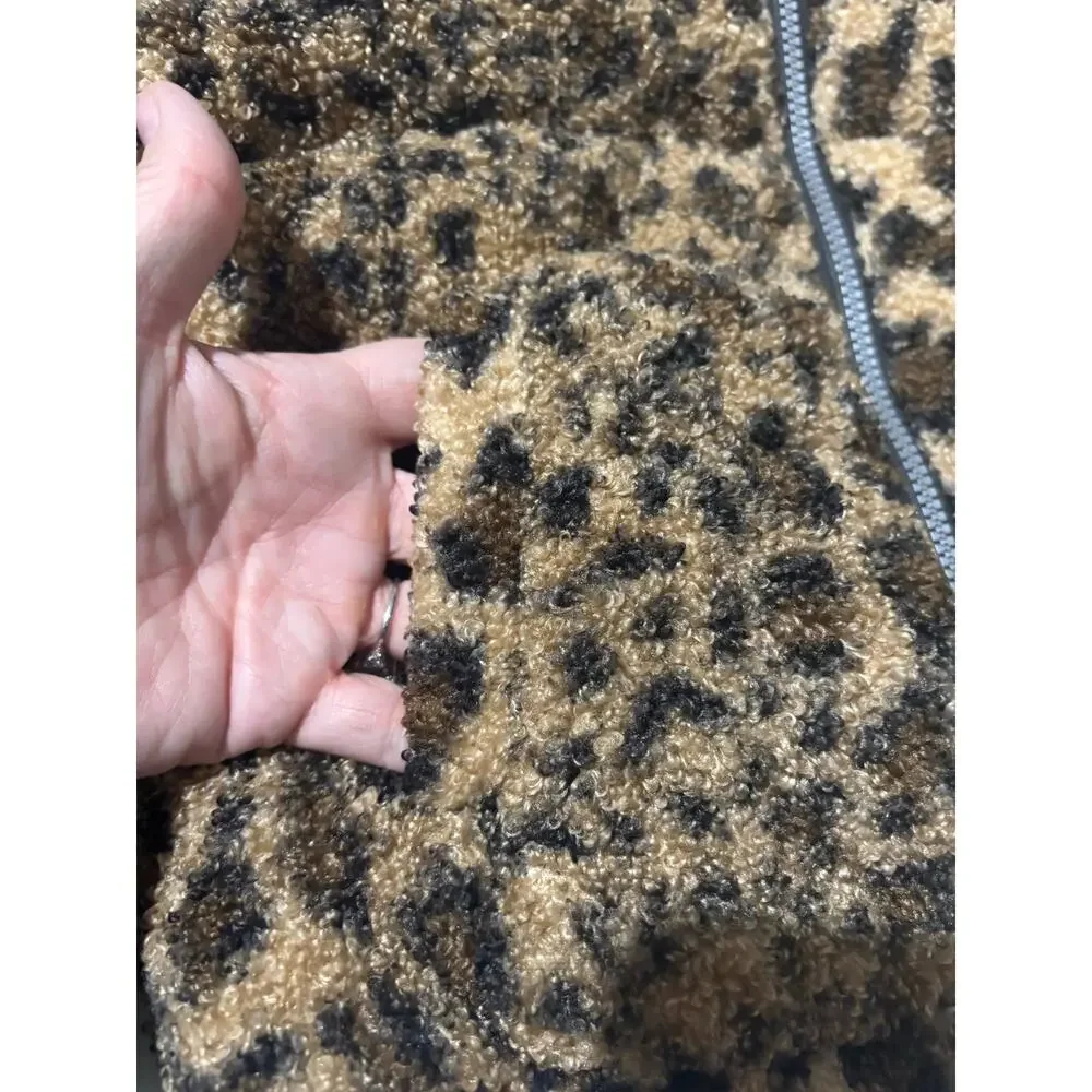 Kensie Girl 7/8 cheetah print boucle type finish puffer jacket euc w/ pockets